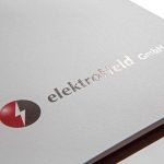 Elekro Held GmbH - Logo auf Image-Mappe, Zweifarbendruck und partieller UV-Lack