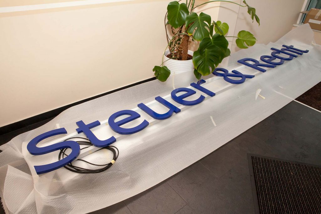 Lichtwerbung, Leuchtbuchstaben, Reklame