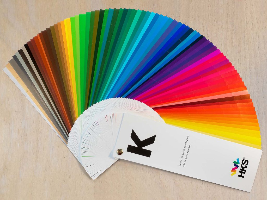 Sonderfarben für den Druck: HKS-K-Farbfächer mit 88 Farben