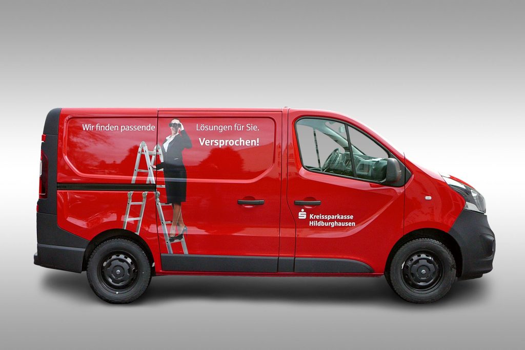 Fahrzeugbeklebung Opel Vivaro der Kreissparkasse Hildburghausen - Beifahrerseite